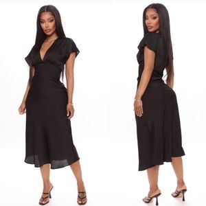 FASHION NOVA New Black Midi Dress